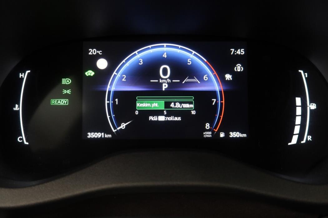 TOYOTA Yaris Cross 2024