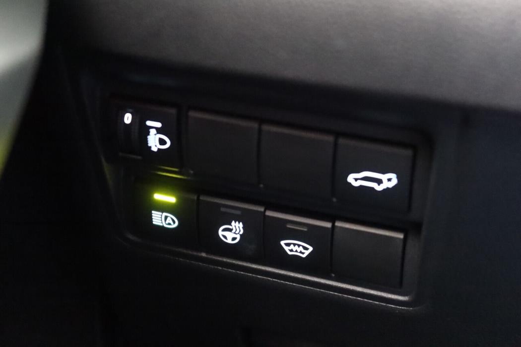 TOYOTA Yaris Cross 2024