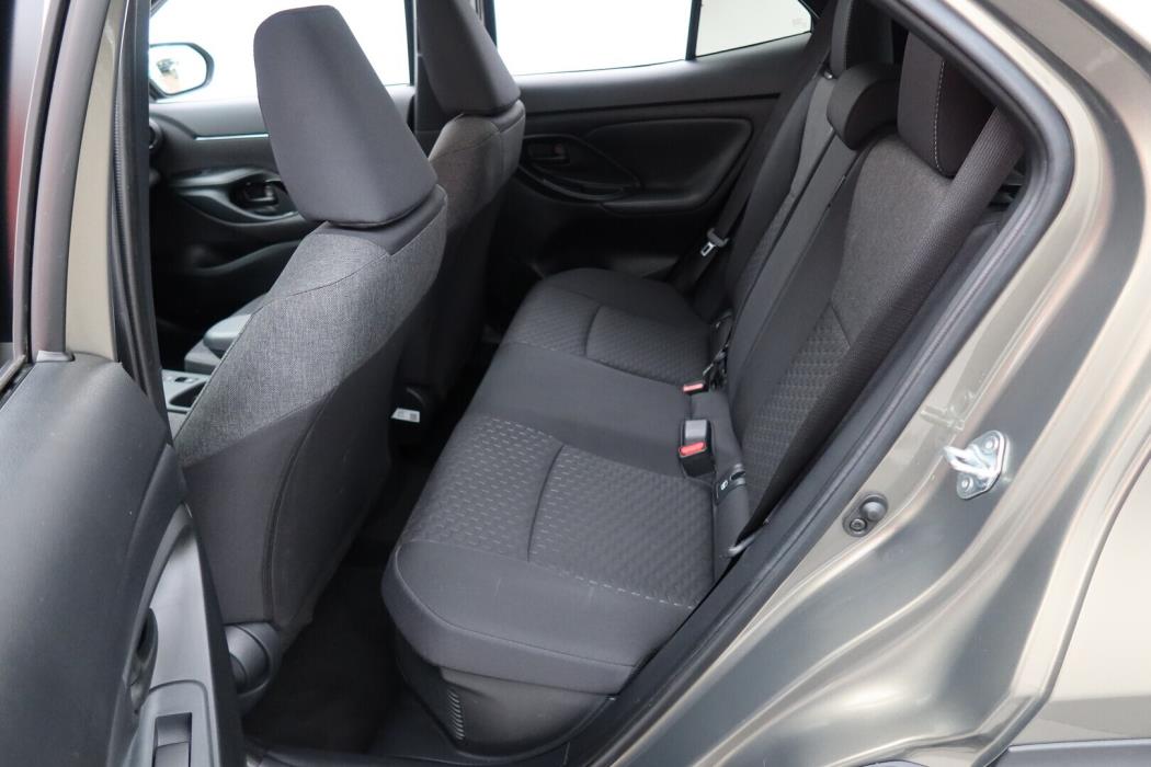 TOYOTA Yaris Cross 2024