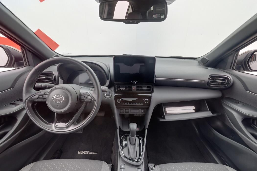 TOYOTA Yaris Cross 2024