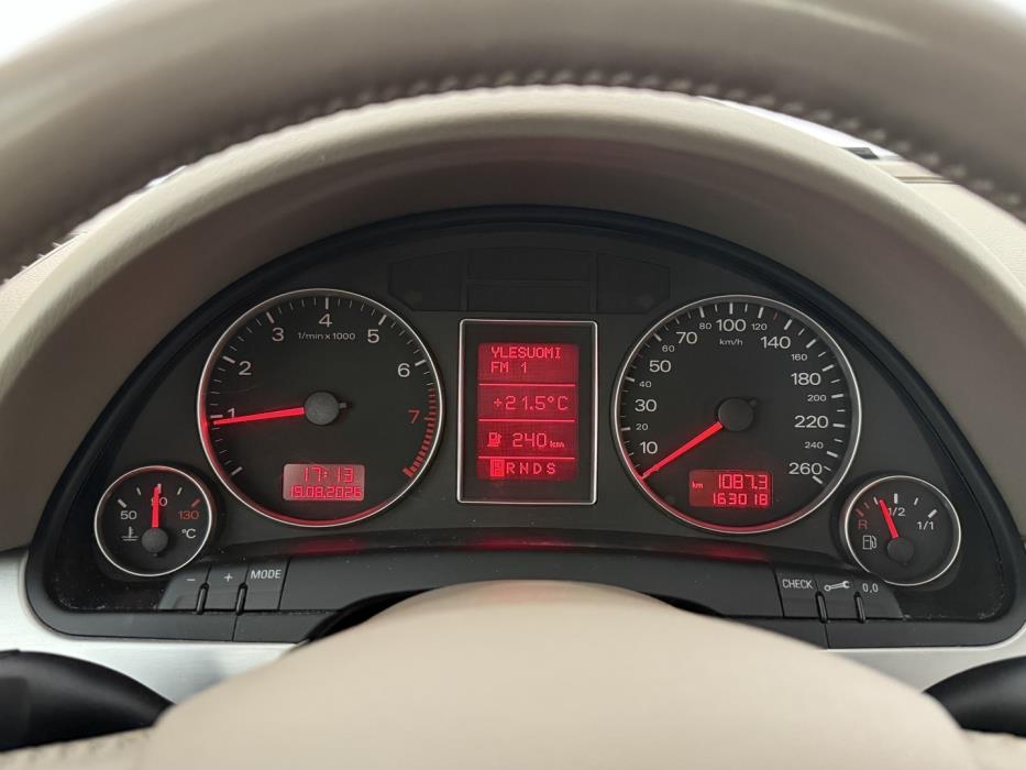 AUDI A4 2006