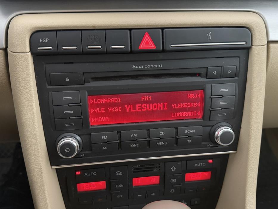 AUDI A4 2006