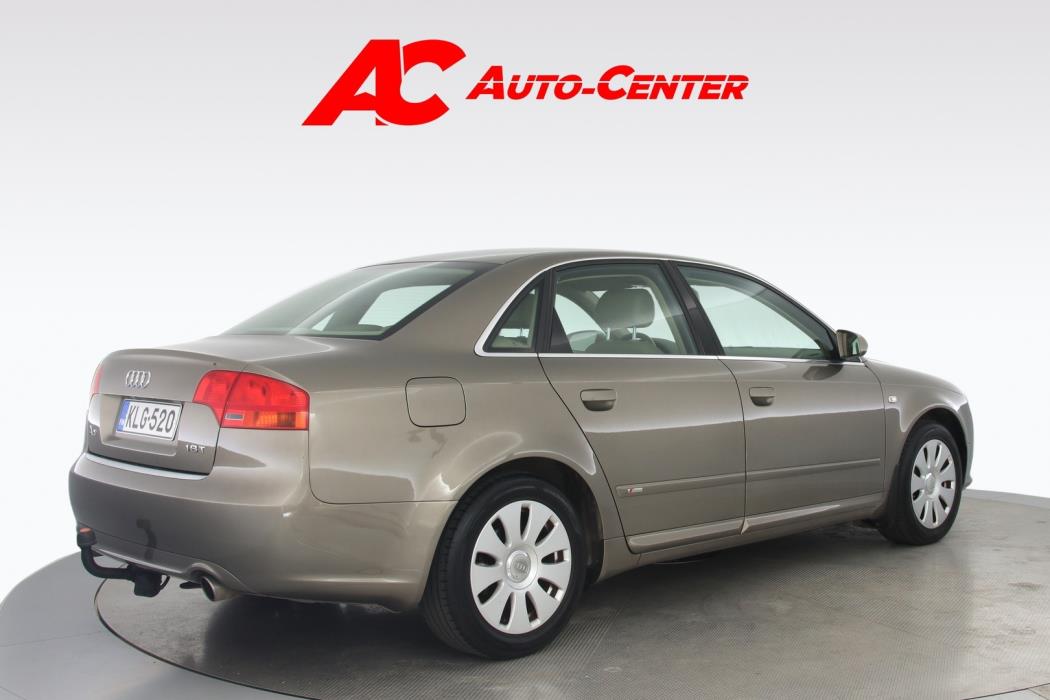 AUDI A4 2006