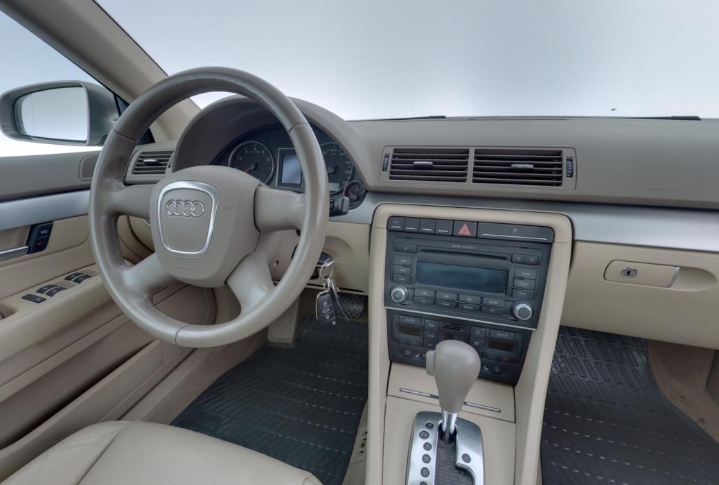 AUDI A4 2006