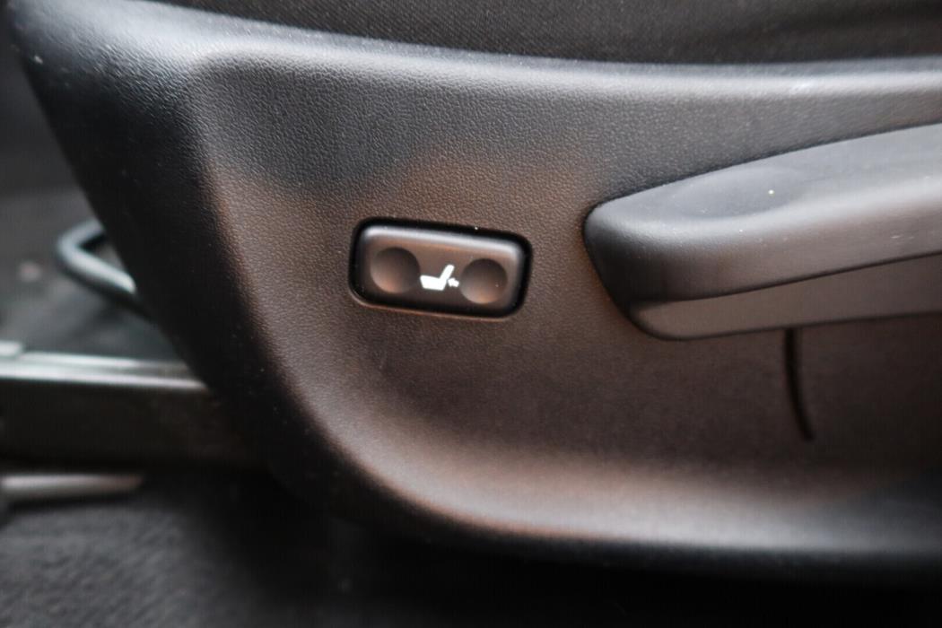 TOYOTA Avensis 2011