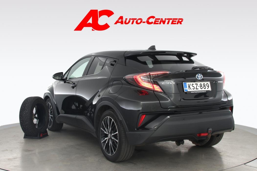 TOYOTA C-HR 2017