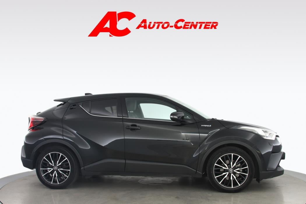 TOYOTA C-HR 2017