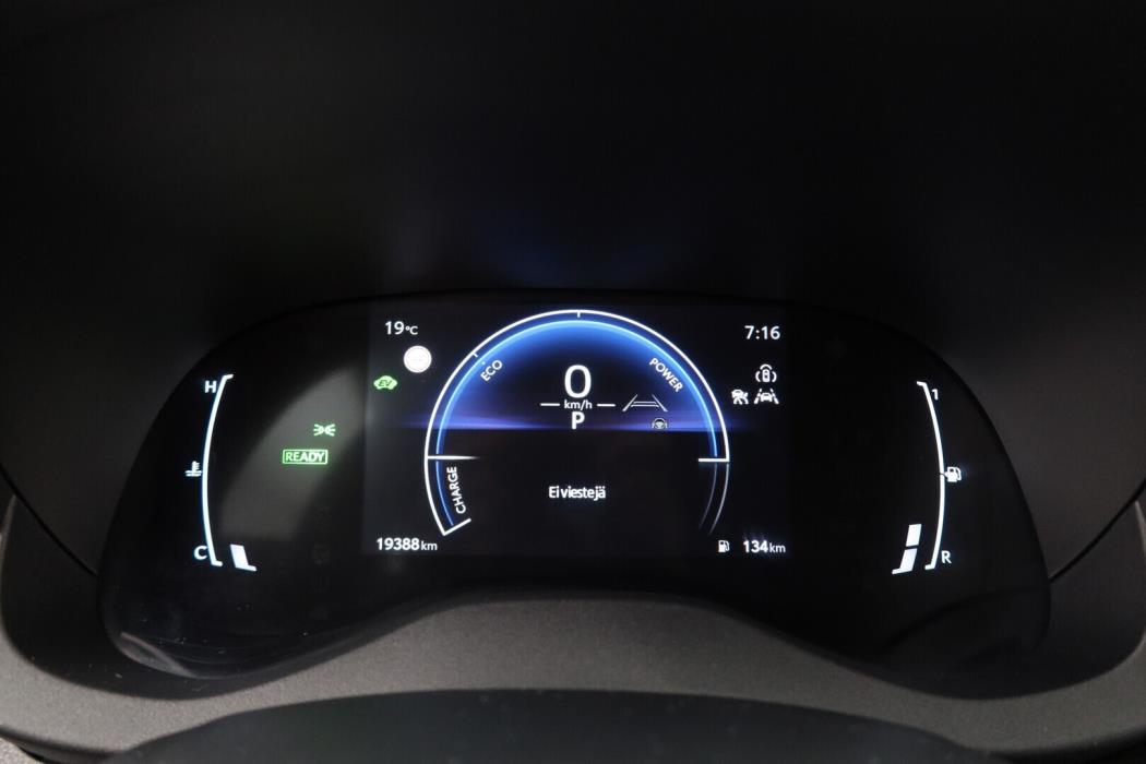TOYOTA Yaris Cross 2024