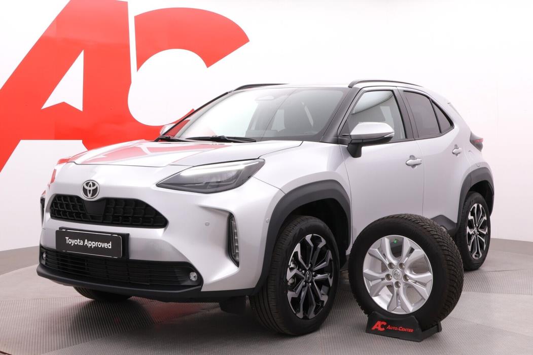 TOYOTA Yaris Cross 2026