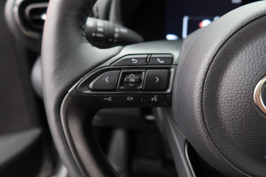 TOYOTA Yaris Cross 2026
