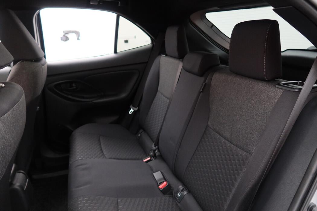 TOYOTA Yaris Cross 2026