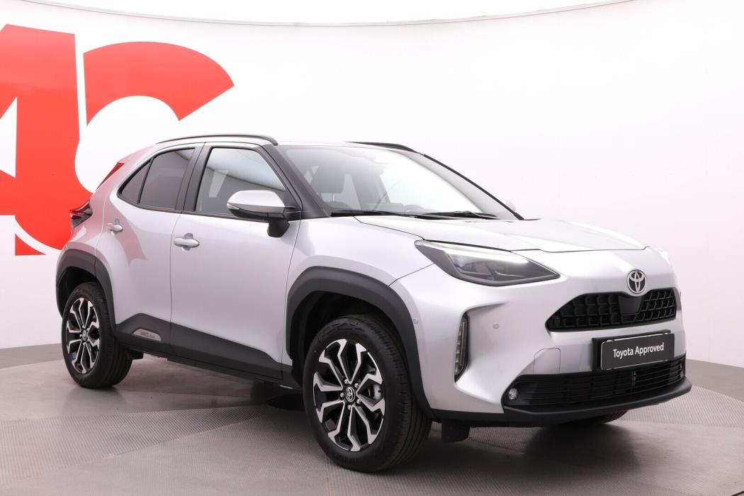 TOYOTA Yaris Cross 2026