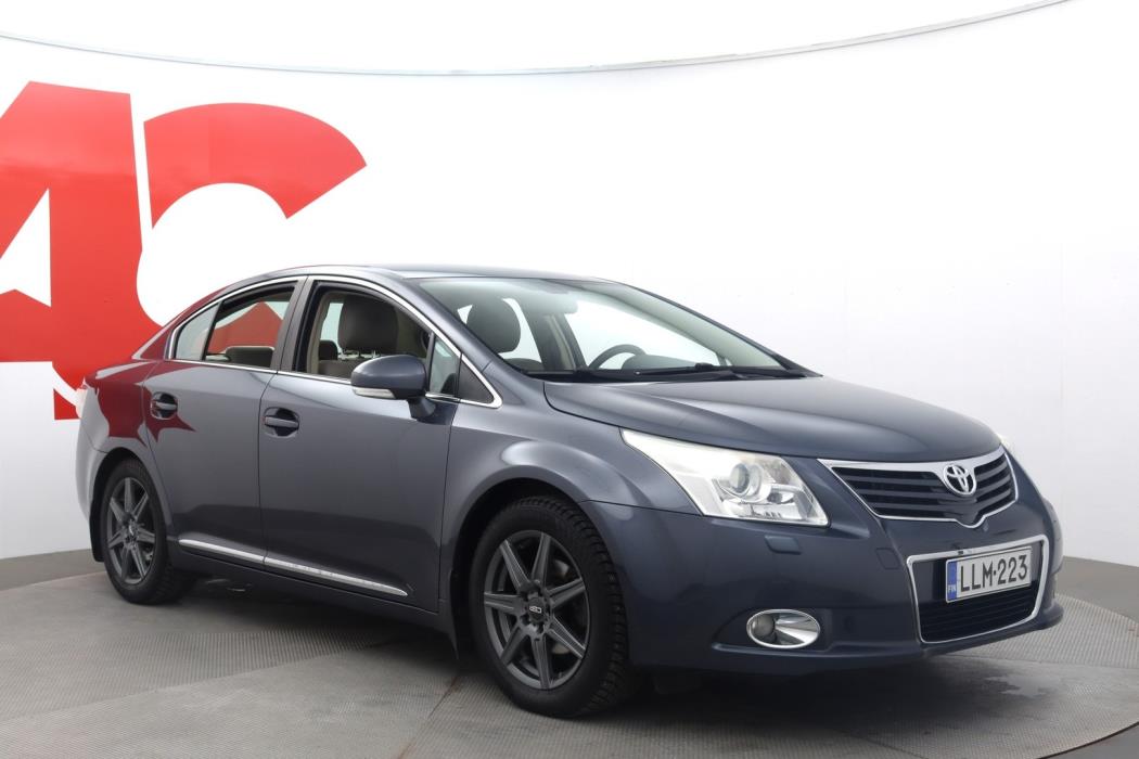 TOYOTA Avensis 2010