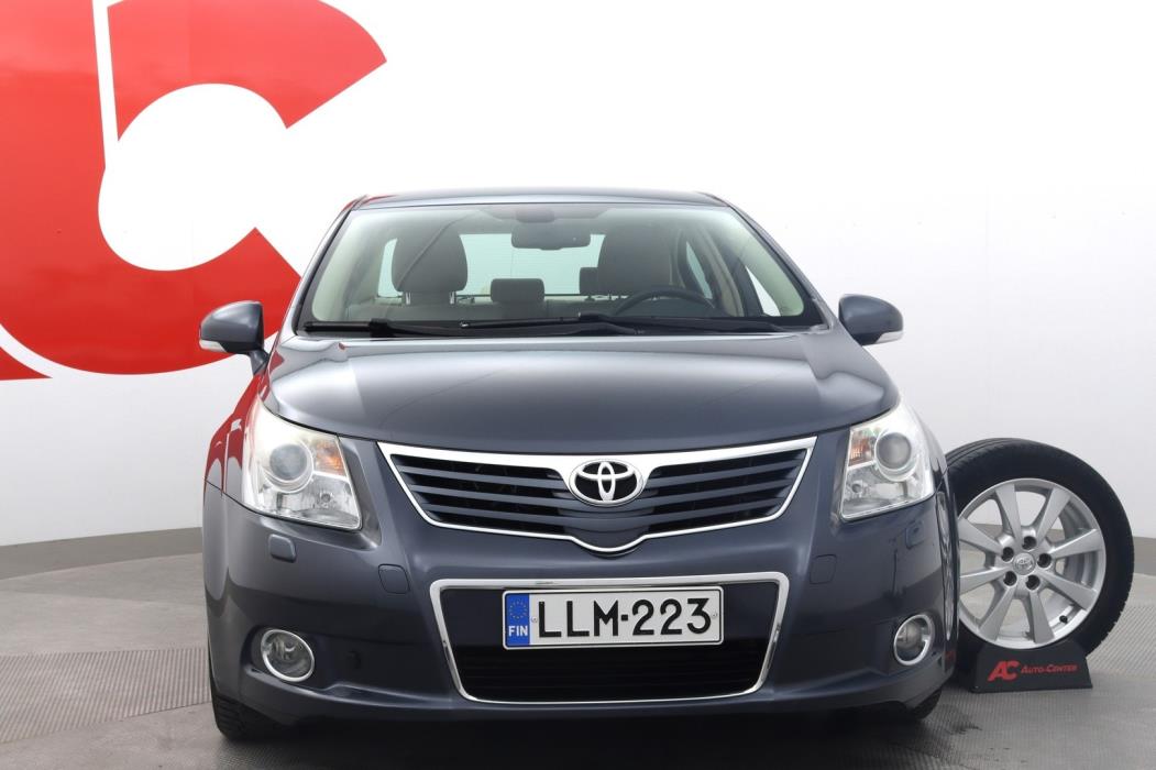 TOYOTA Avensis 2010