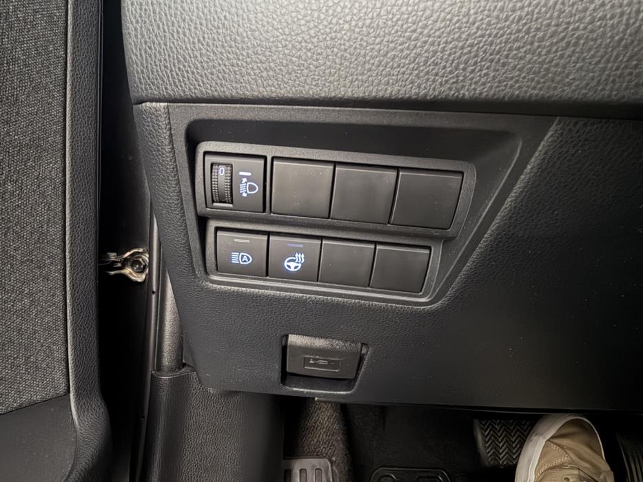 TOYOTA Yaris 2021