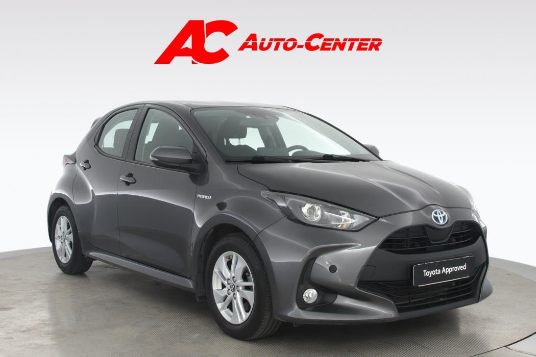 TOYOTA Yaris 2021