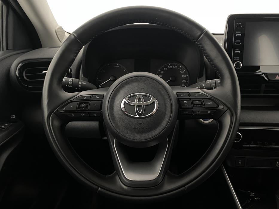 TOYOTA Yaris 2022