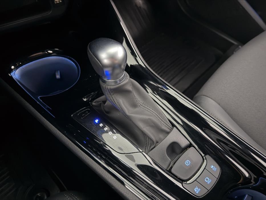 TOYOTA C-HR 2022