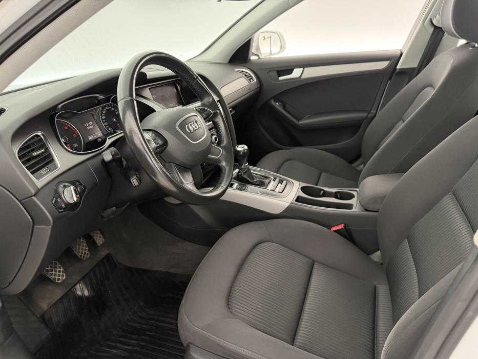AUDI A4 2014