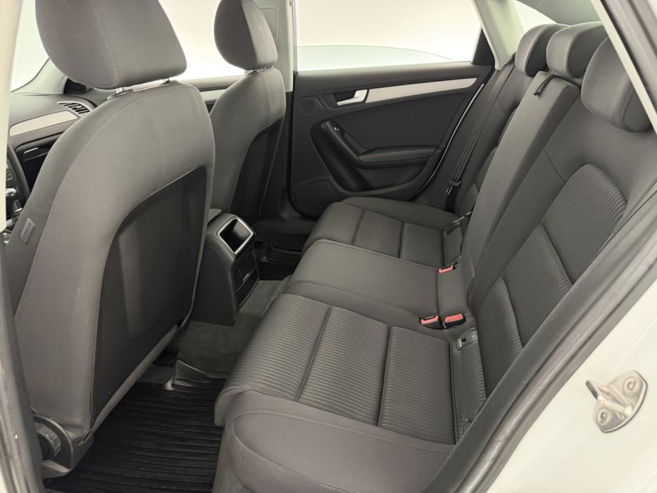 AUDI A4 2014