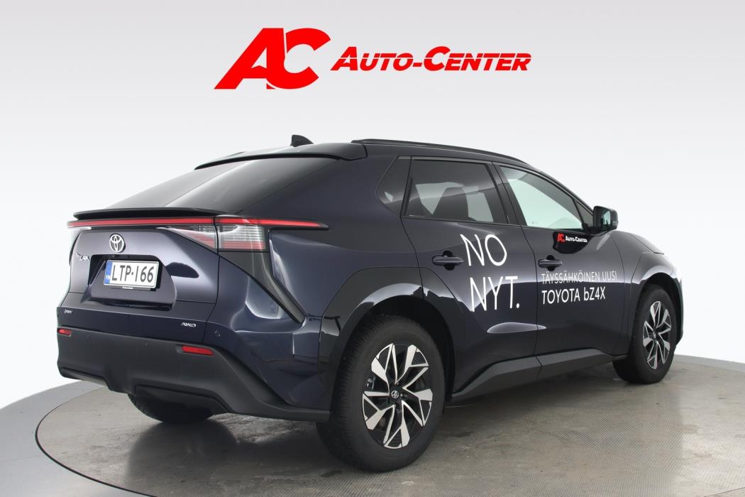 TOYOTA bZ4X 2025