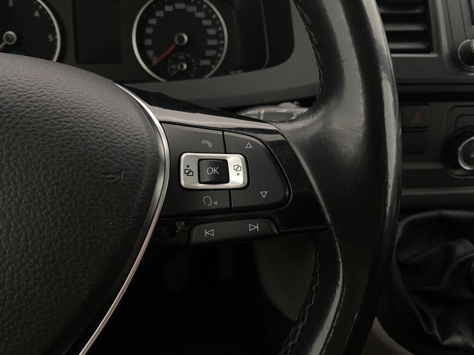 VOLKSWAGEN Caravelle 2018