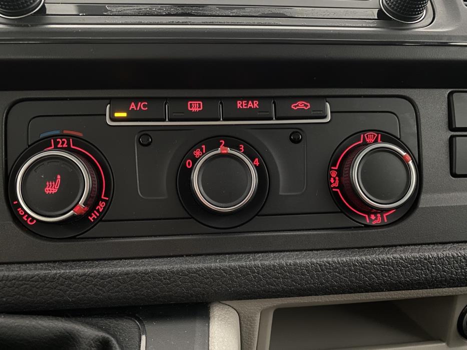 VOLKSWAGEN Caravelle 2018