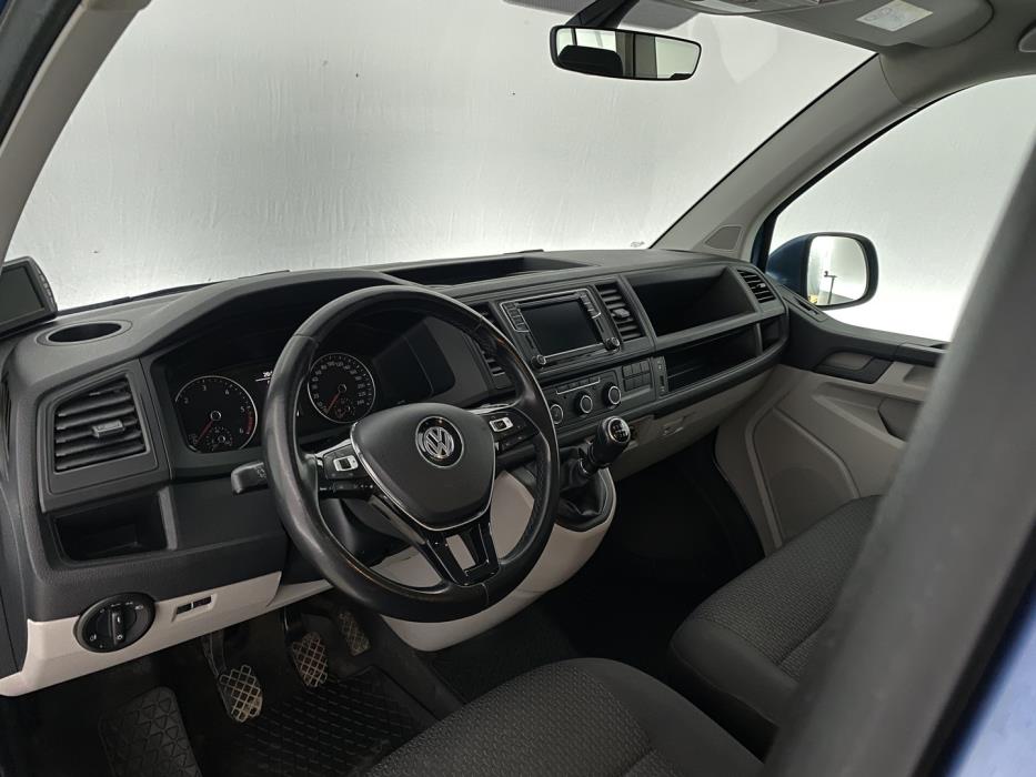 VOLKSWAGEN Caravelle 2018