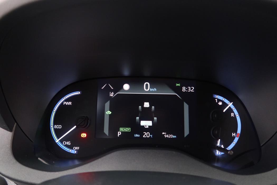 TOYOTA Yaris Cross 2023