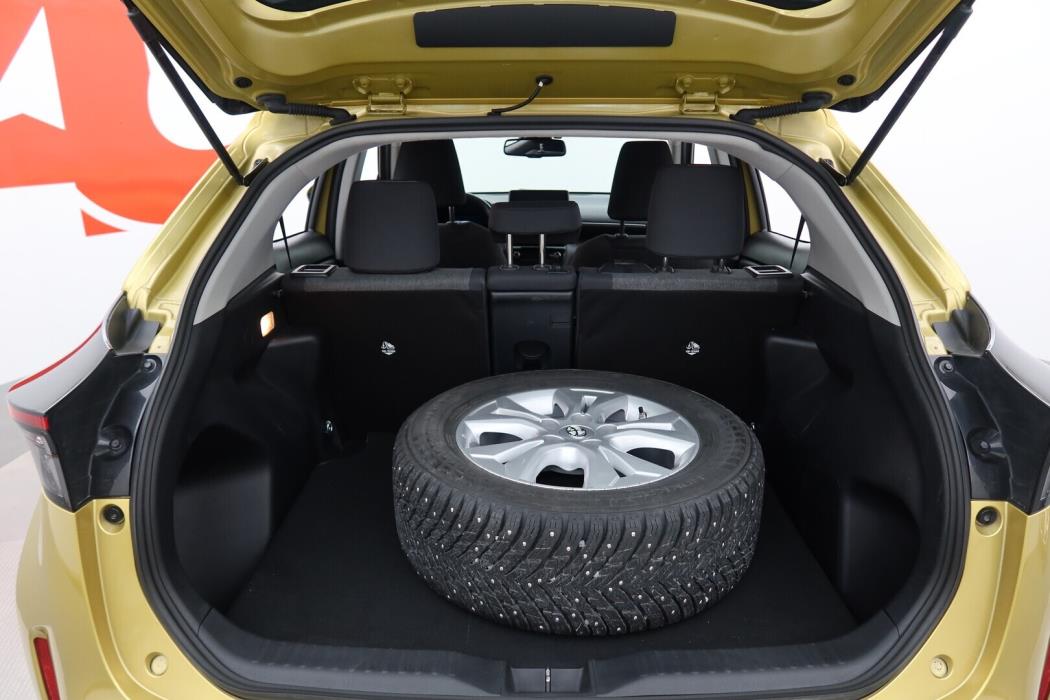 TOYOTA Yaris Cross 2023