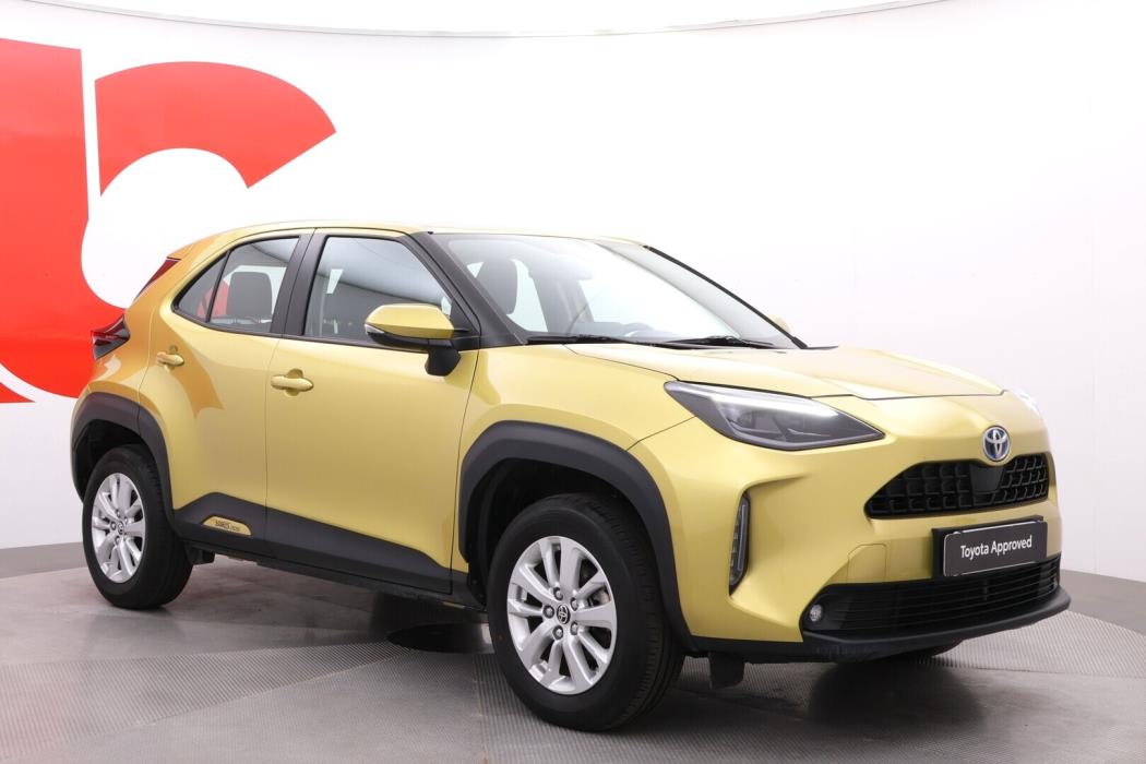 TOYOTA Yaris Cross 2023