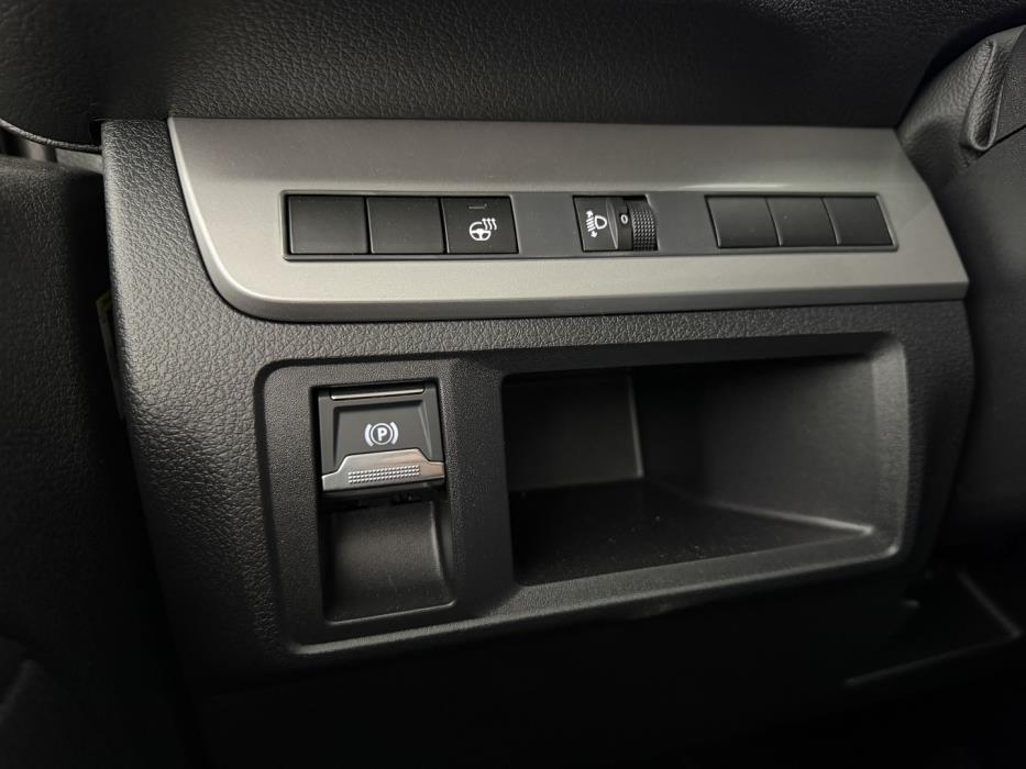 TOYOTA Proace 2025