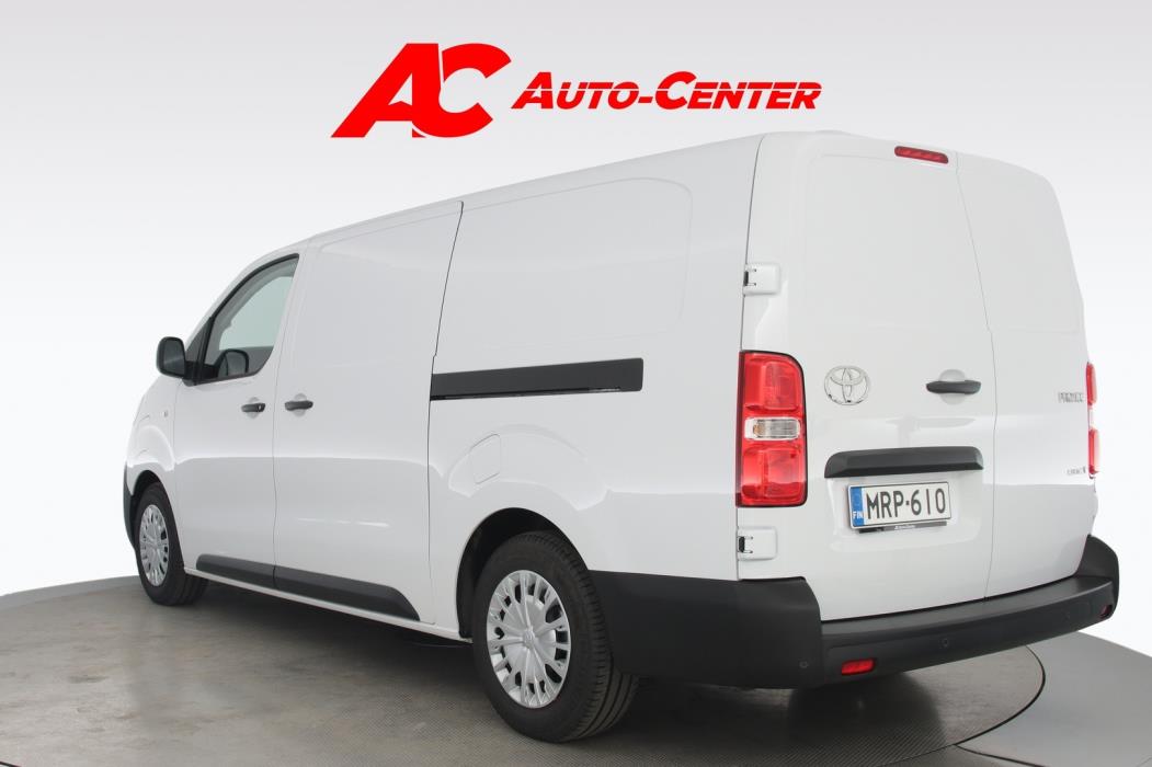 TOYOTA Proace 2025