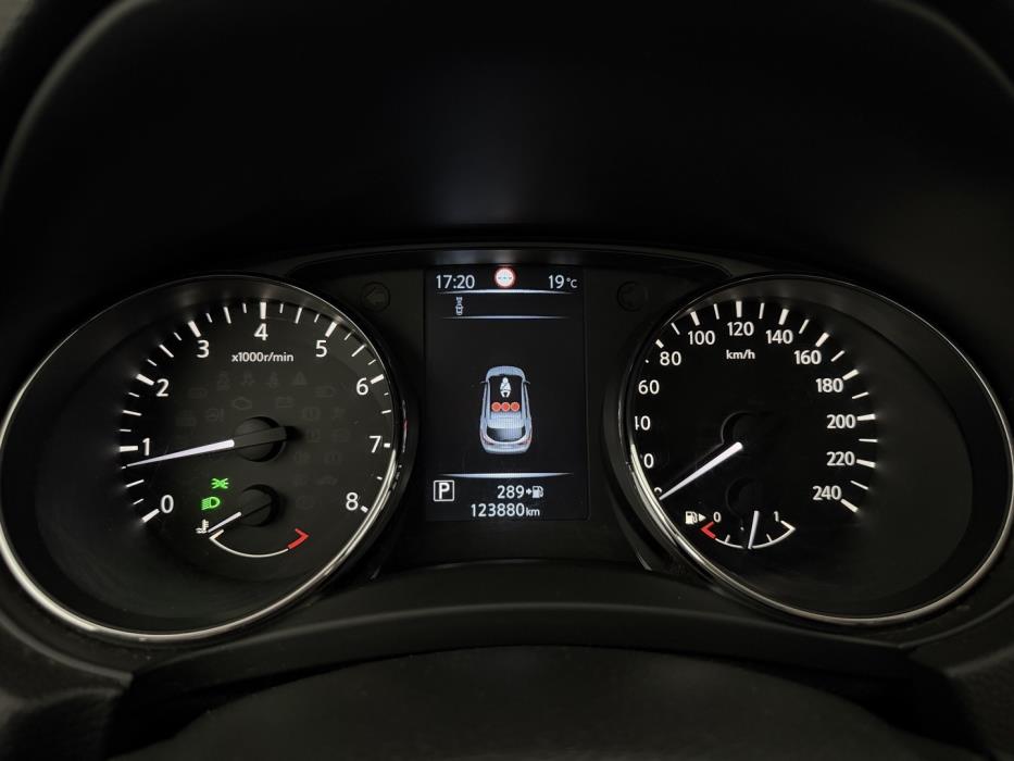 NISSAN Qashqai 2016