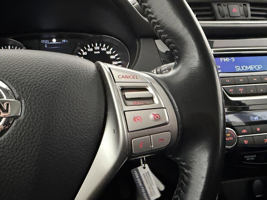 NISSAN Qashqai 2016