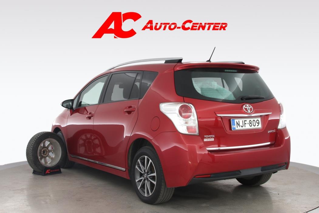 TOYOTA Verso 2013