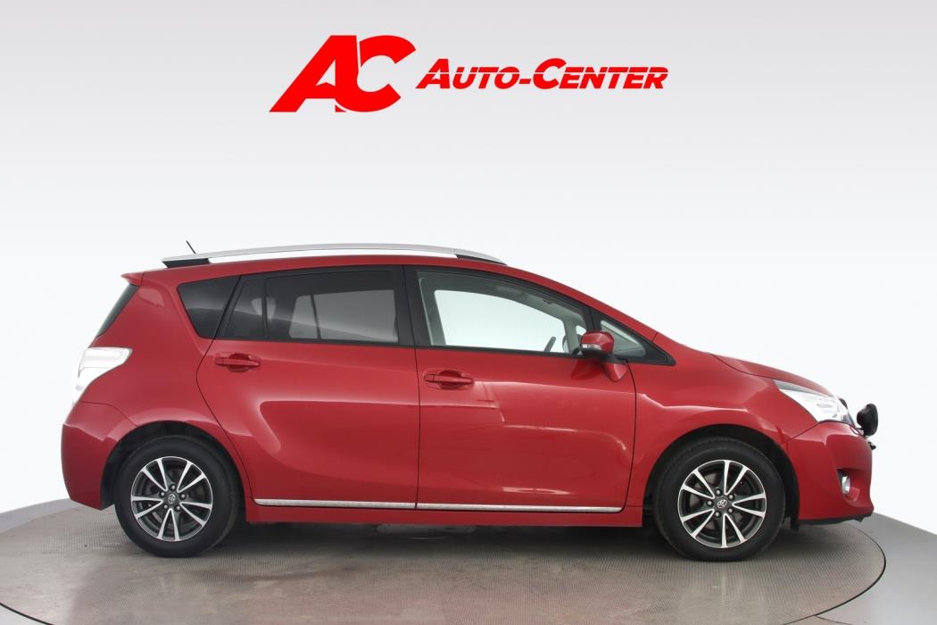 TOYOTA Verso 2013