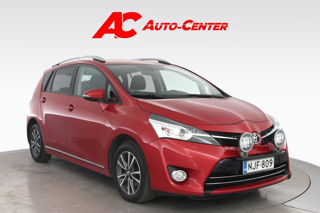 TOYOTA Verso 2013