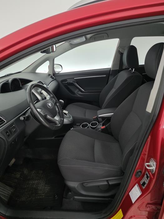 TOYOTA Verso 2013