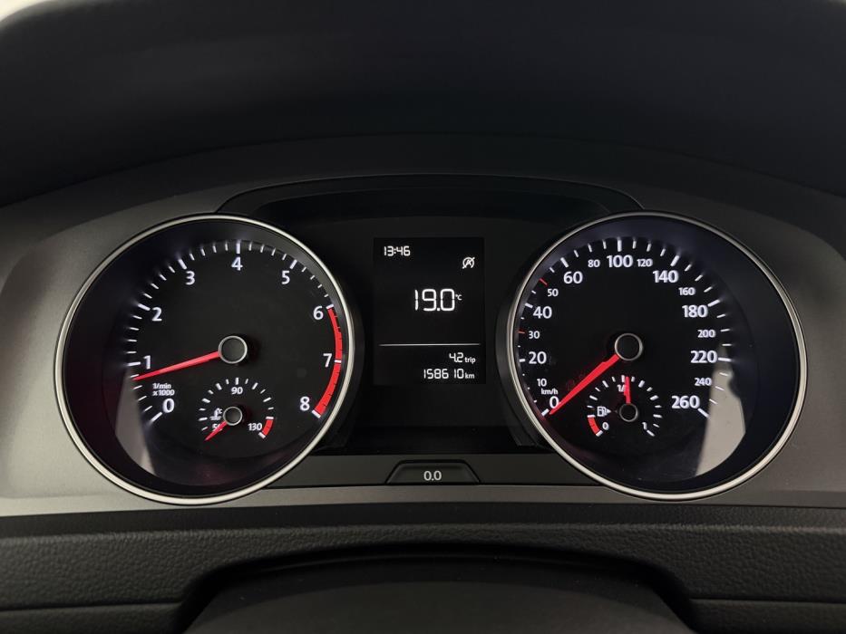 VOLKSWAGEN Golf 2015