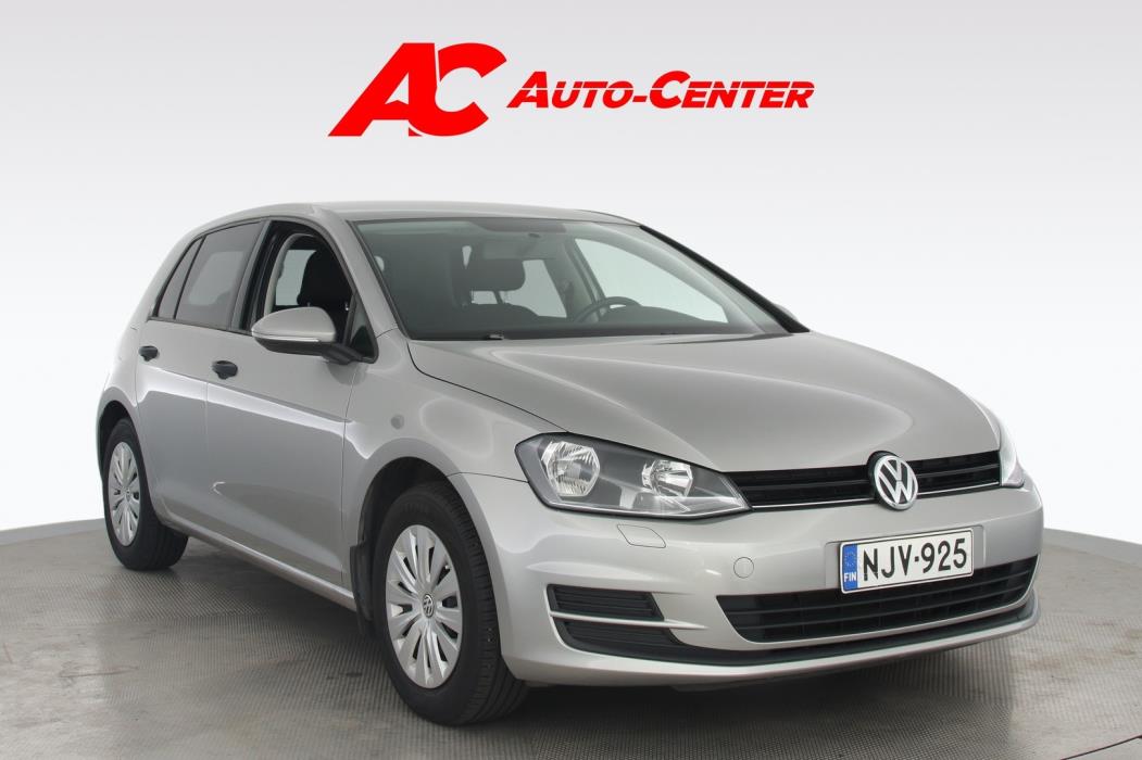 VOLKSWAGEN Golf 2015