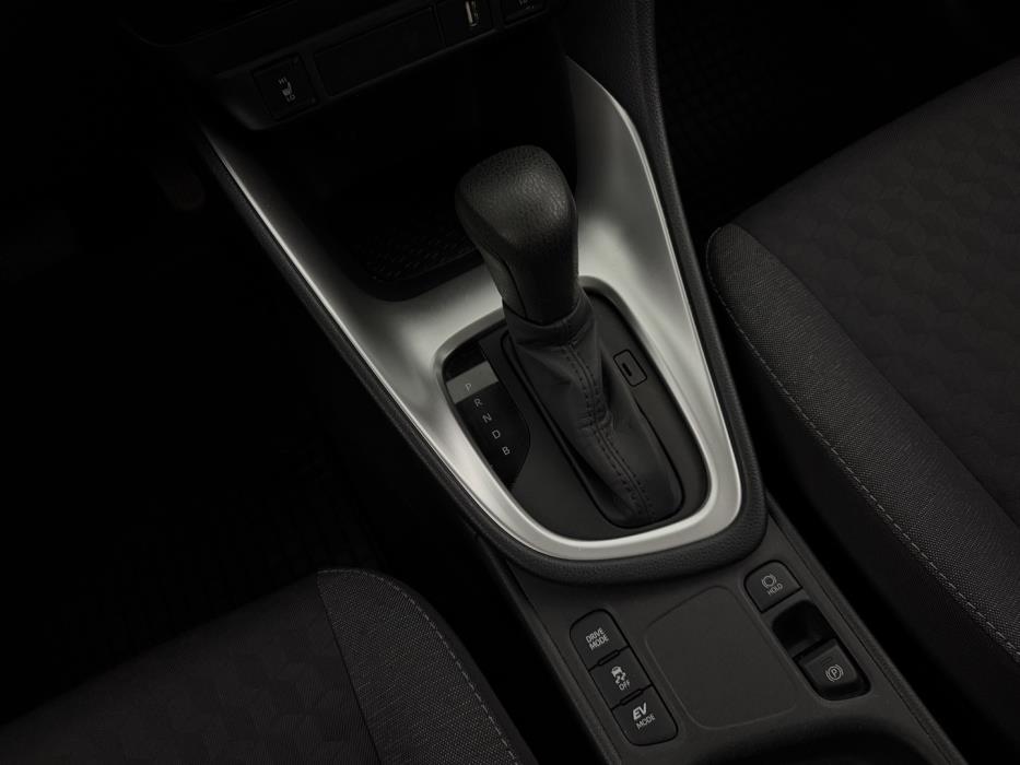 TOYOTA Yaris 2020