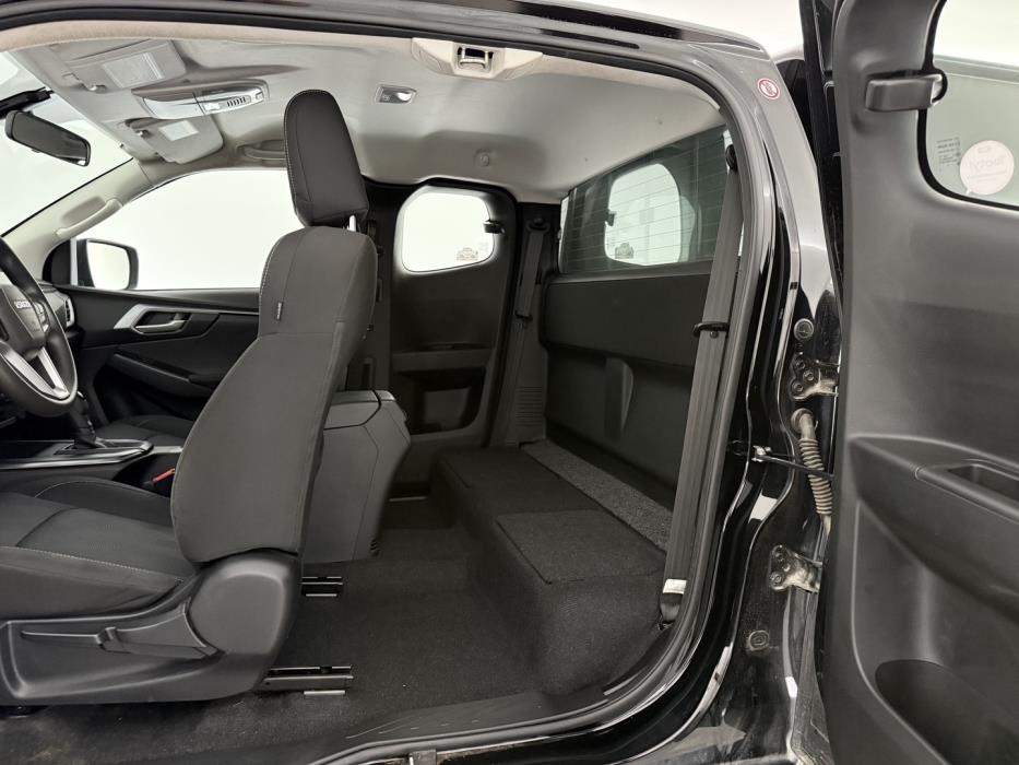ISUZU D-Max 2023