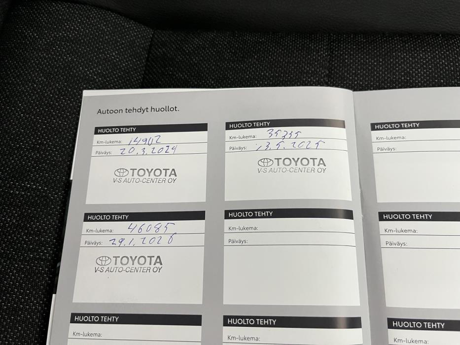 TOYOTA Corolla 2023