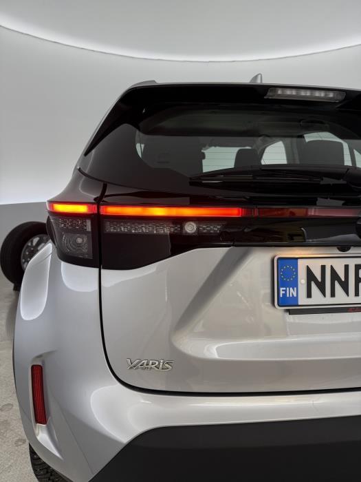 TOYOTA Yaris Cross 2024