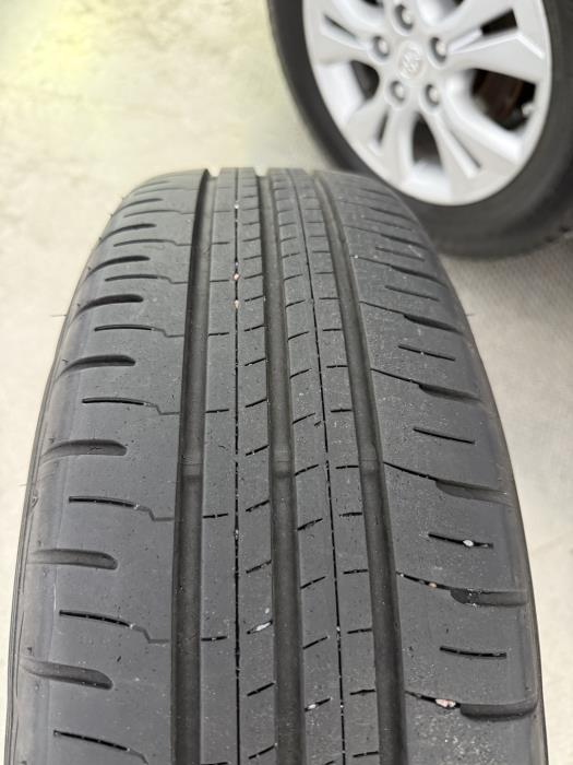 TOYOTA Yaris Cross 2024