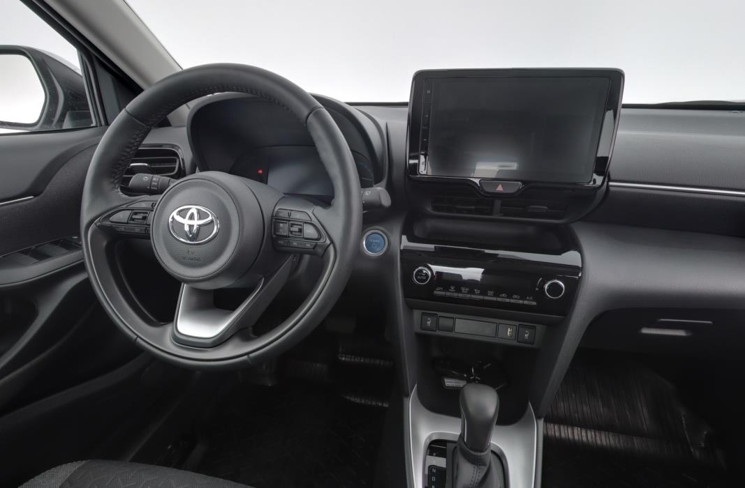 TOYOTA Yaris Cross 2024