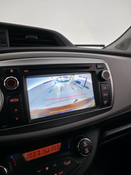 TOYOTA Yaris 2013