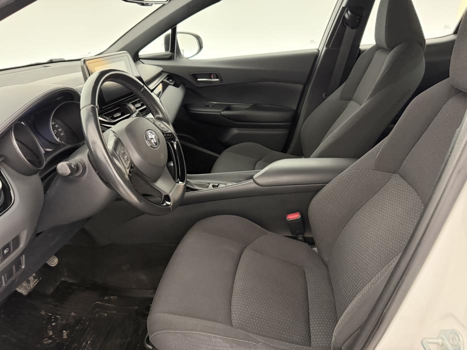 TOYOTA C-HR 2019