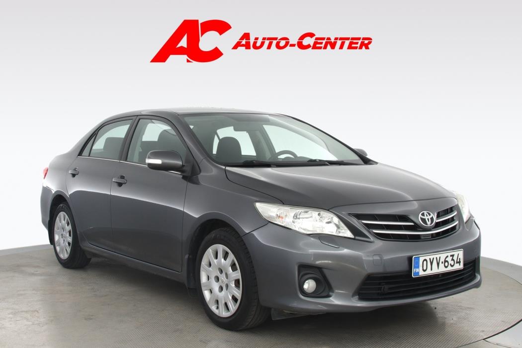 TOYOTA Corolla 2011